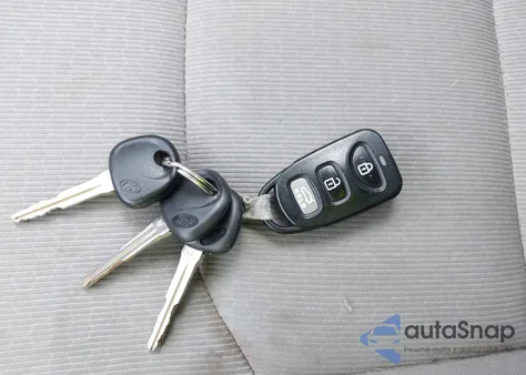 2018 Hyundai Elantra Sel из США, поврежденный, VIN 5NPD84LF7JH336749